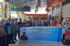 Tiba di Bandara Sentani...