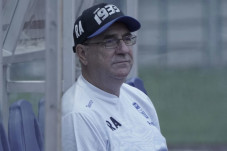 Persib Bandung Sambut...