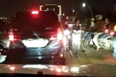 Viral, di Tengah Kemacetan...