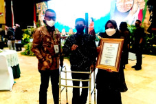Pemuda Difabel Asal...