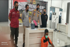 Polisi Tangkap Penambang...