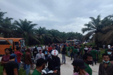 Dosen AH jadi Otak Perusakan...
