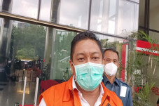 Ditanya Soal 8 Beking...