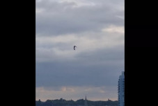 UFO Terlihat di Langit...