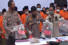 2 Pelaku Pembakaran...