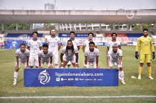 Arema FC Pertahankan...