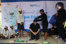 Erick Thohir Dikasih...