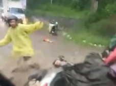 Viral! Video Pemotor...