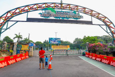 Ragunan Dibuka Mulai...