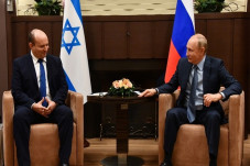 PM Bennett: Putin Teman...