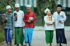 Santri Indonesia Harus...