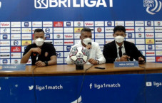 Liga 1: Dibantai Arema...