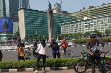 Weekend, Bundaran HI...