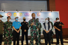 Tinjau Vaksinasi Pengidap...