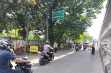 Jalan Ambles di Soleh...