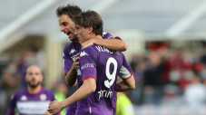 Bayar Kepercayaan Fiorentina,...