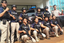 Bukan Dibubarkan, Tim...