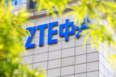 ZTE Berkolaborasi dengan...