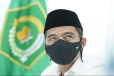 Terkait dengan Kelompok...