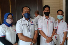 DPW Perindo Jambi Serahkan...