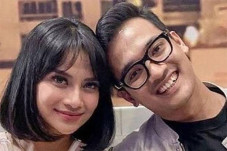 Vanessa Angel dan Bibi...