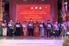Pemprov DKI Raih Juara...