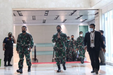 Tak Diantar Panglima...