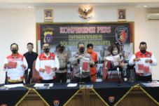 Polda DIY Tangkap 2...