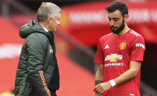 Ruang Ganti Manchester...