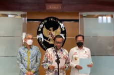 Tagih Utang BLBI, Mahfud...