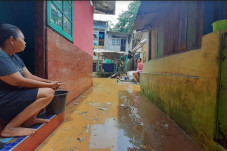 Banjir 2 Meter di Rawajati,...