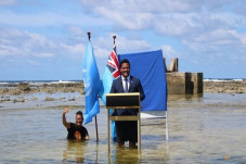 Tuvalu Khawatir Tenggelam...
