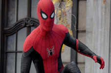 Tom Holland Ingin Orang...