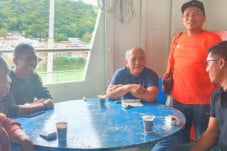 Menunggu 6 Tahun, Rombongan...