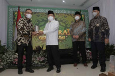 Ketum Yayasan Muslim...