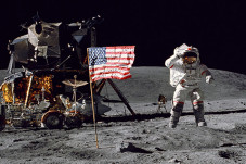 NASA Tunda Misi Pendaratan...