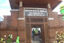 Kisah Penolakan Gubernur...