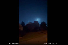 Meteor Berkecepatan...