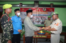 Hari Pahlawan, Ketua...