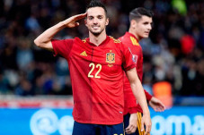 Bentrok Swedia di Laga...