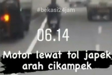 Masuk Tol Japek, Pengendara...