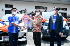 BRI Beri Mobil untuk...