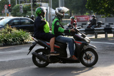 3 Perlengkapan Wajib...