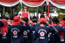 Ratusan Relawan PMI...