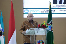 Di UMI Makassar, Ketua...