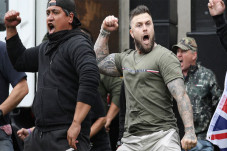 Suku Maori Desak Demonstran...