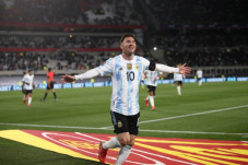 Argentina Gagal Cetak...