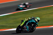 Resmi Pensiun dari MotoGP,...