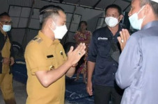 Wali Kota Fairid Minta...