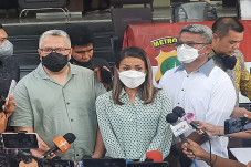 Nirina Zubir Ingin Aset...